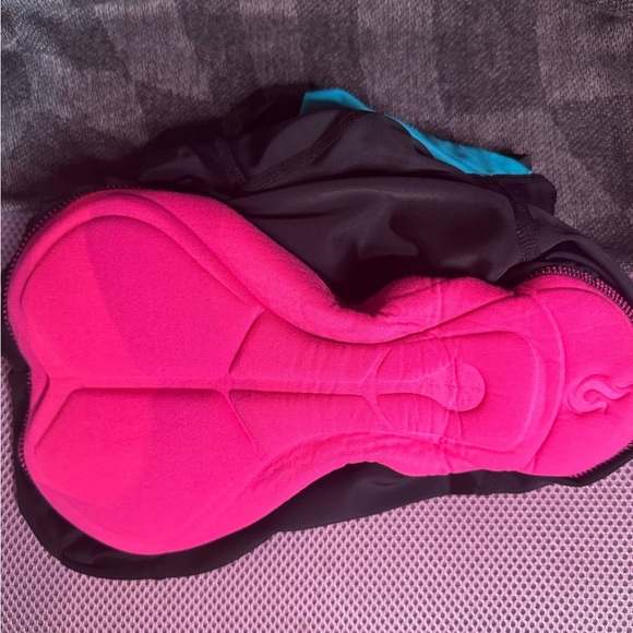 Beroy Padded Woman's Bike Shorts Size Large - Picture 5 of 8